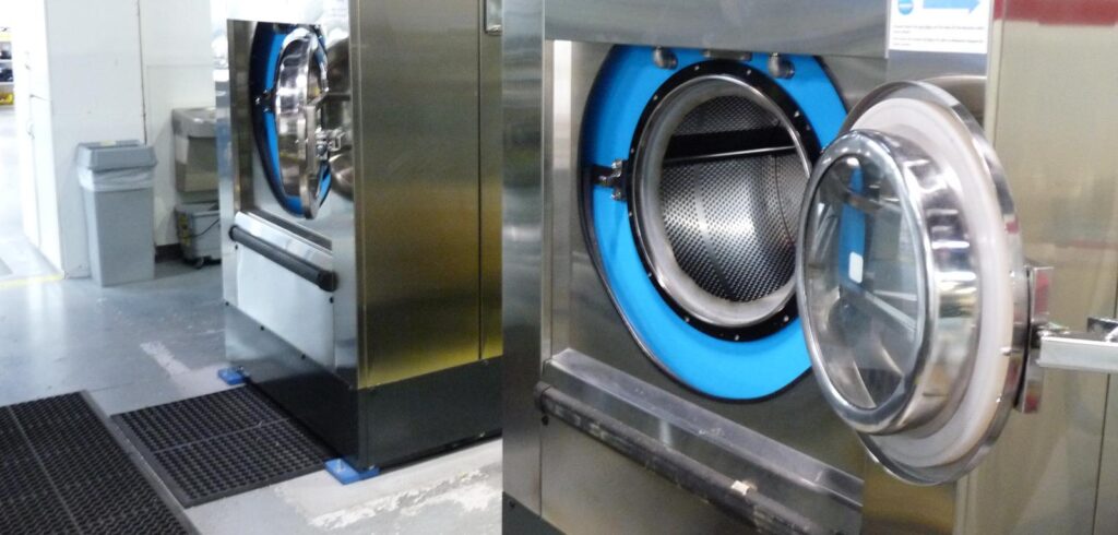 Choosing the Best Industrial Washer and Dryer