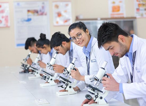 The course list and fees at the different pharmacy colleges in Pune